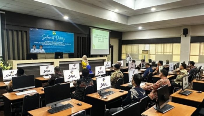 14 Pejabat Pemerintah Kabupaten Luwu Berebut Empat Kursi JPT Pratama Melalui Uji Kompetensi dan Assessment