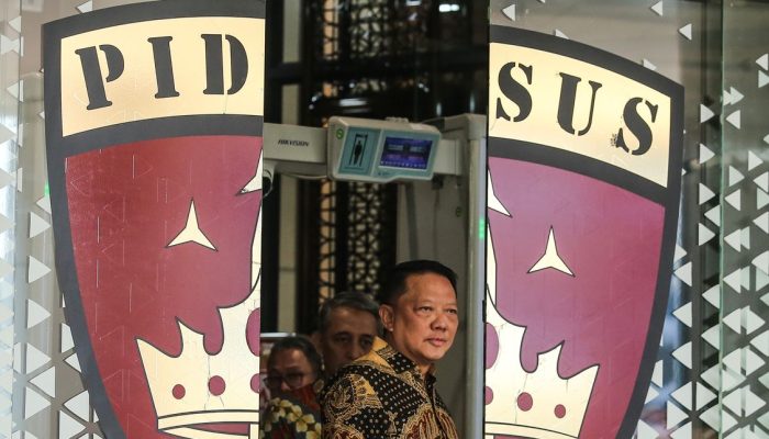 Eks Jaksa Agung Muda Jampidsus Febrie Adriansyah Ditetapkan Tersangka Tiga Kasus Korupsi dan TPPU