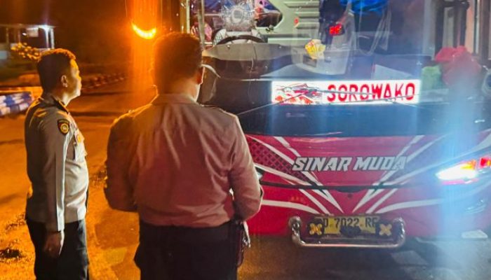 Respon Cepat Personel Polres Luwu Tindaklanjuti Laporan Pelemparan Bus di Jalan Trans Sulawesi