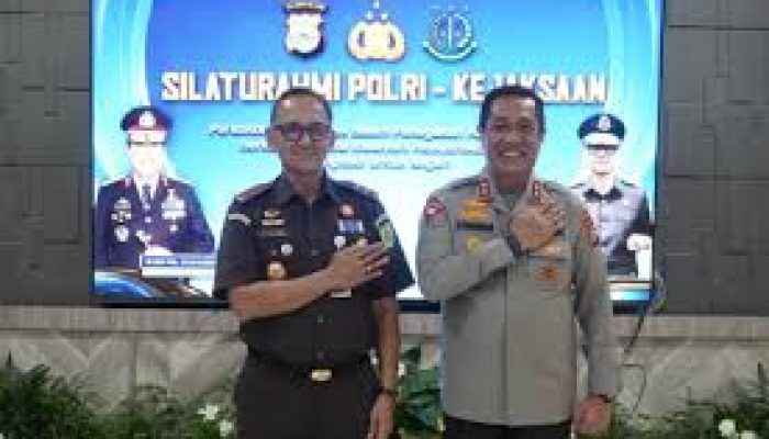 Kajati Silaturahmi dengan Kapolda Sulsel