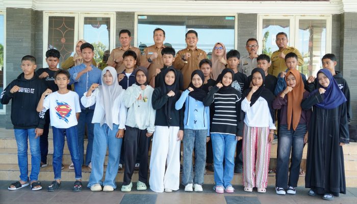 Pelepasan 23 Calon Siswa Sekolah Rakyat Asal Kabupaten Luwu