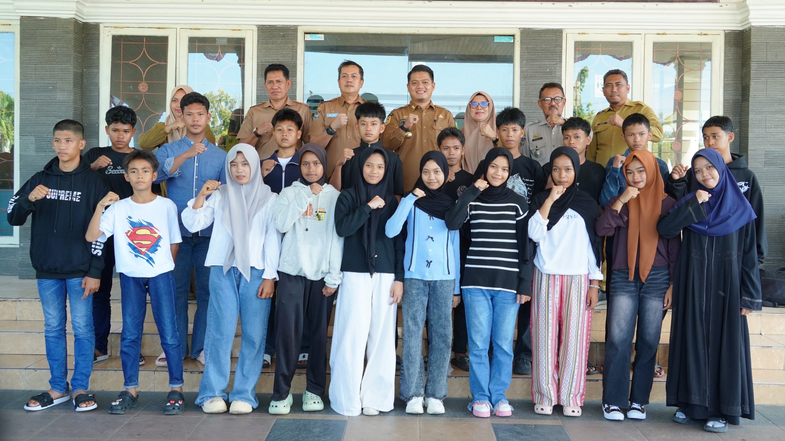 Lepas Siswa Siswi Sekolah Rakyat Kabupaten Luwu scaled