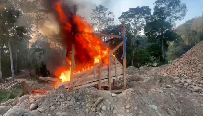 AKBP Andrias “Bungkam” Soal PETI Bajo Barat