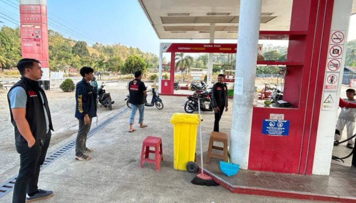 Pastikan tidak Ada Penyalahgunaan dan Penimbunan BBM, Satreskrim Polres Luwu Patroli di SPBU