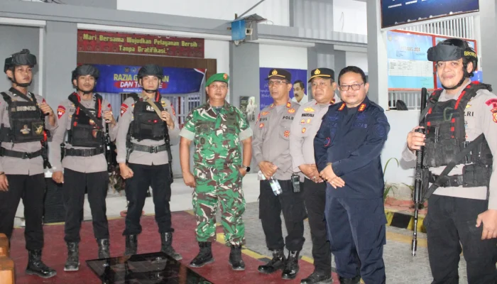 Razia Gabungan di Lapas Kelas IIA Palopo