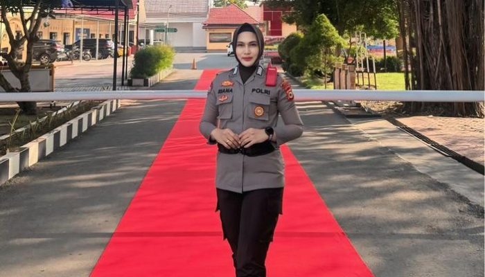 FEATURE: Bripka Riana Handayani, Dua Seragam, Tiga Peran Dalam Satu Raga