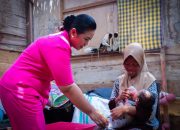 Ny. Peppy Andrias, Hidupkan Makna “Polisi Bersama Masyarakat” Melalui Bhayangkari Peduli